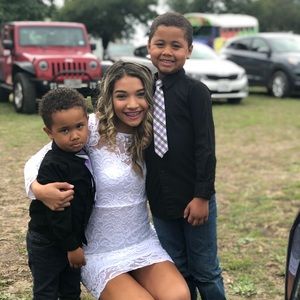 Meet your Posher, Allyson